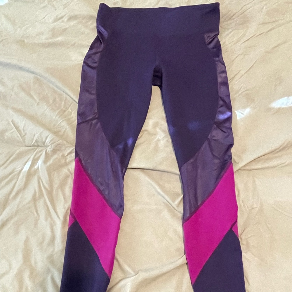 Multi-color leggings with side pockets